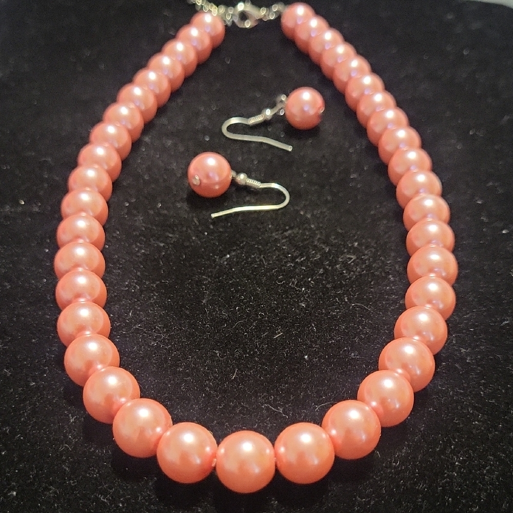 Elegant Pink Pearl Necklace and Earring Set